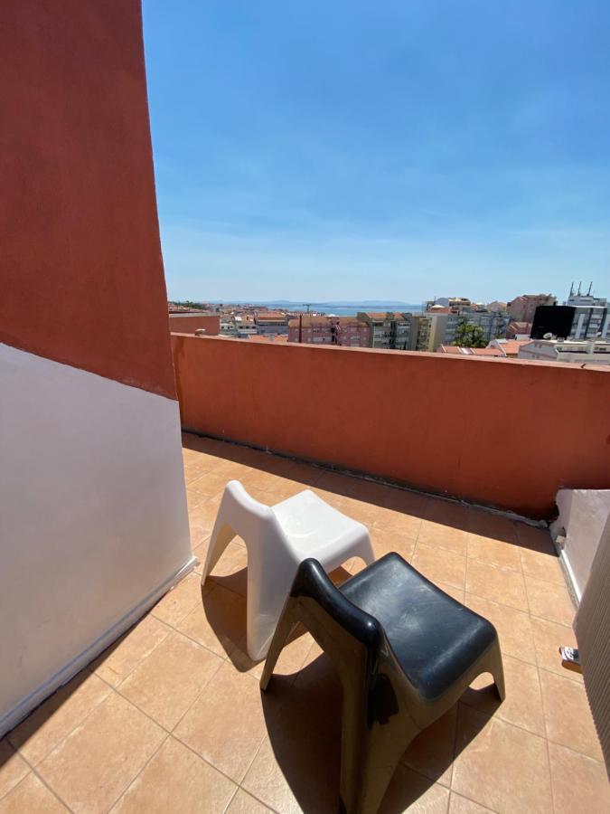 Apartamentos Lux Dinastia Lissabon Exterior foto